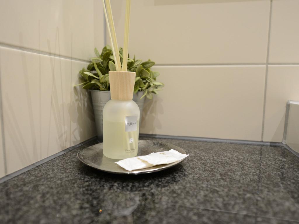 Land-Gut Hotel Zum Loewen Garni Marktheidenfeld Oda fotoğraf