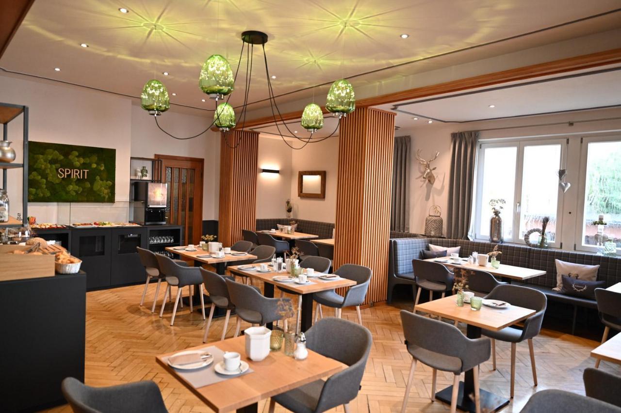 Land-Gut Hotel Zum Loewen Garni Marktheidenfeld Dış mekan fotoğraf