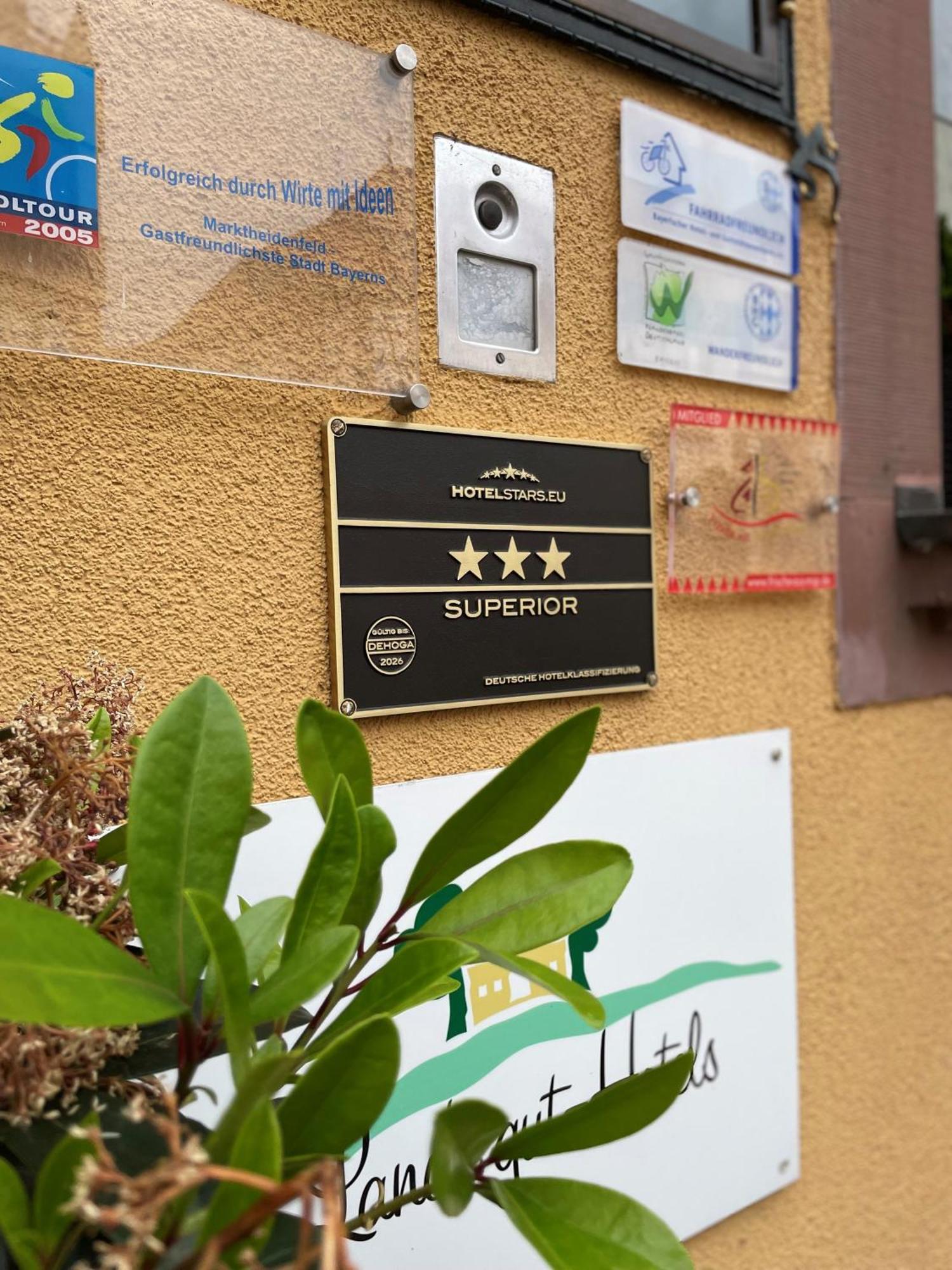 Land-Gut Hotel Zum Loewen Garni Marktheidenfeld Dış mekan fotoğraf